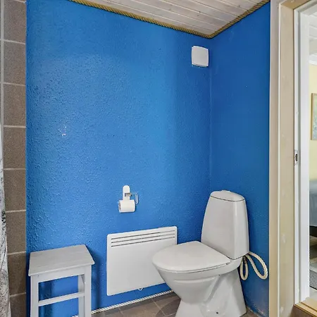 2 Bedroom Awesome In Holiday home Otterup
