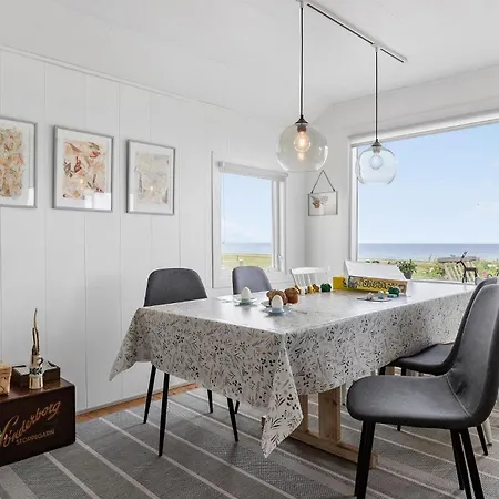 2 Bedroom Awesome In בית נופש
