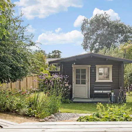 2 Bedroom Awesome In Holiday home Otterup